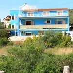 Yerkovic * Marina