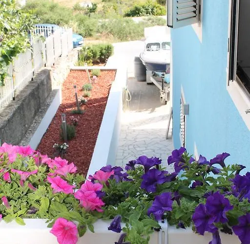 Yerkovic Διαμέρισμα Marina