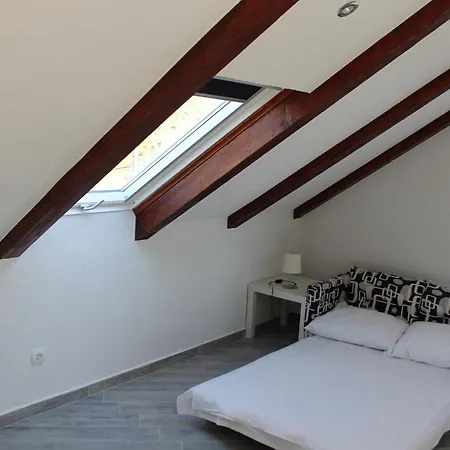 Yerkovic Apartment *